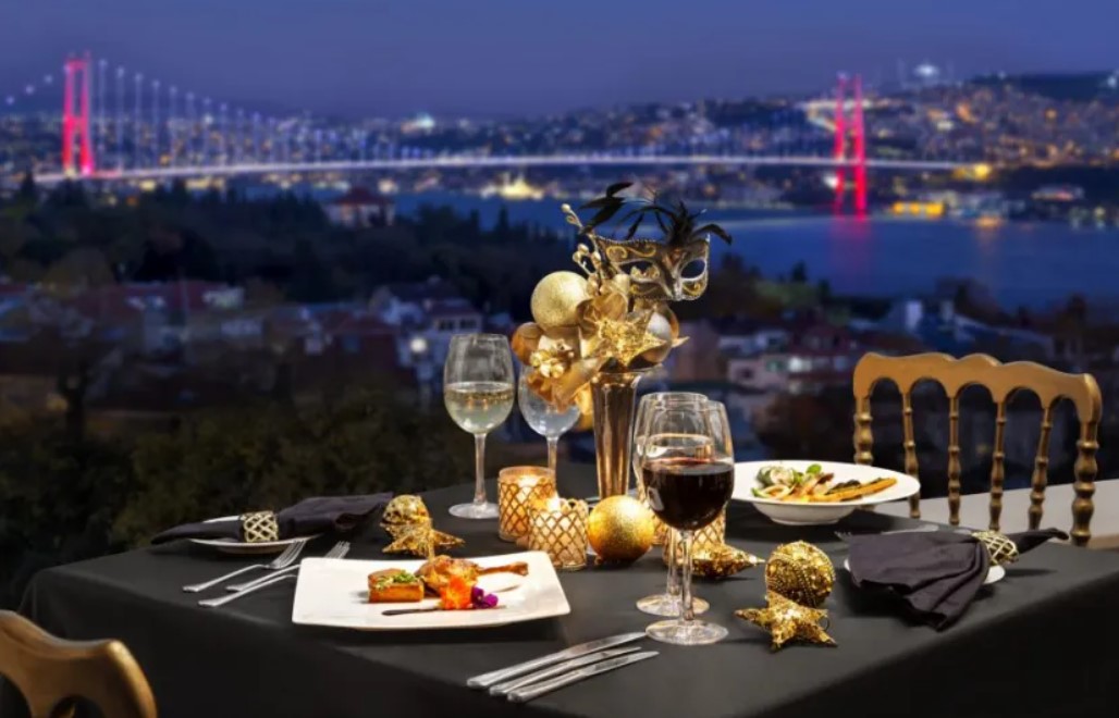Romantik Yılbaşı Yemeği Yiyebileceğiniz İstanbul Restaurantları!